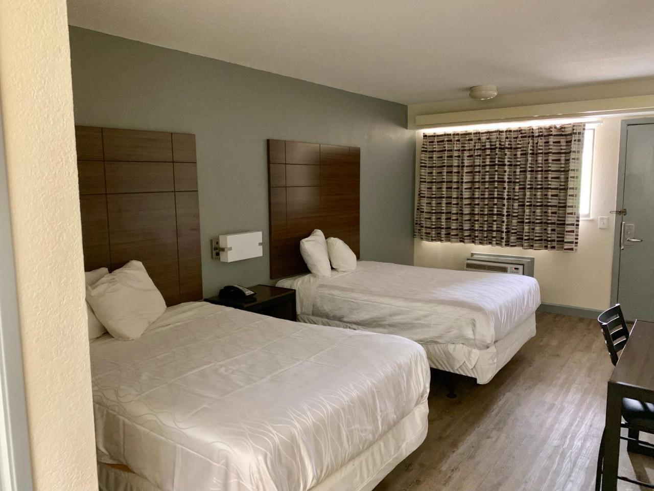 Dallas Love Field Inn Экстерьер фото