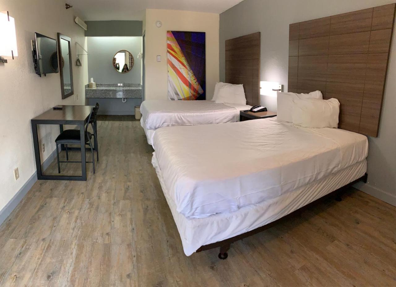 Dallas Love Field Inn Экстерьер фото