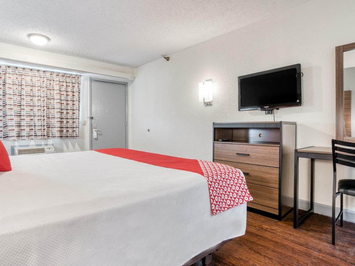 Dallas Love Field Inn Экстерьер фото