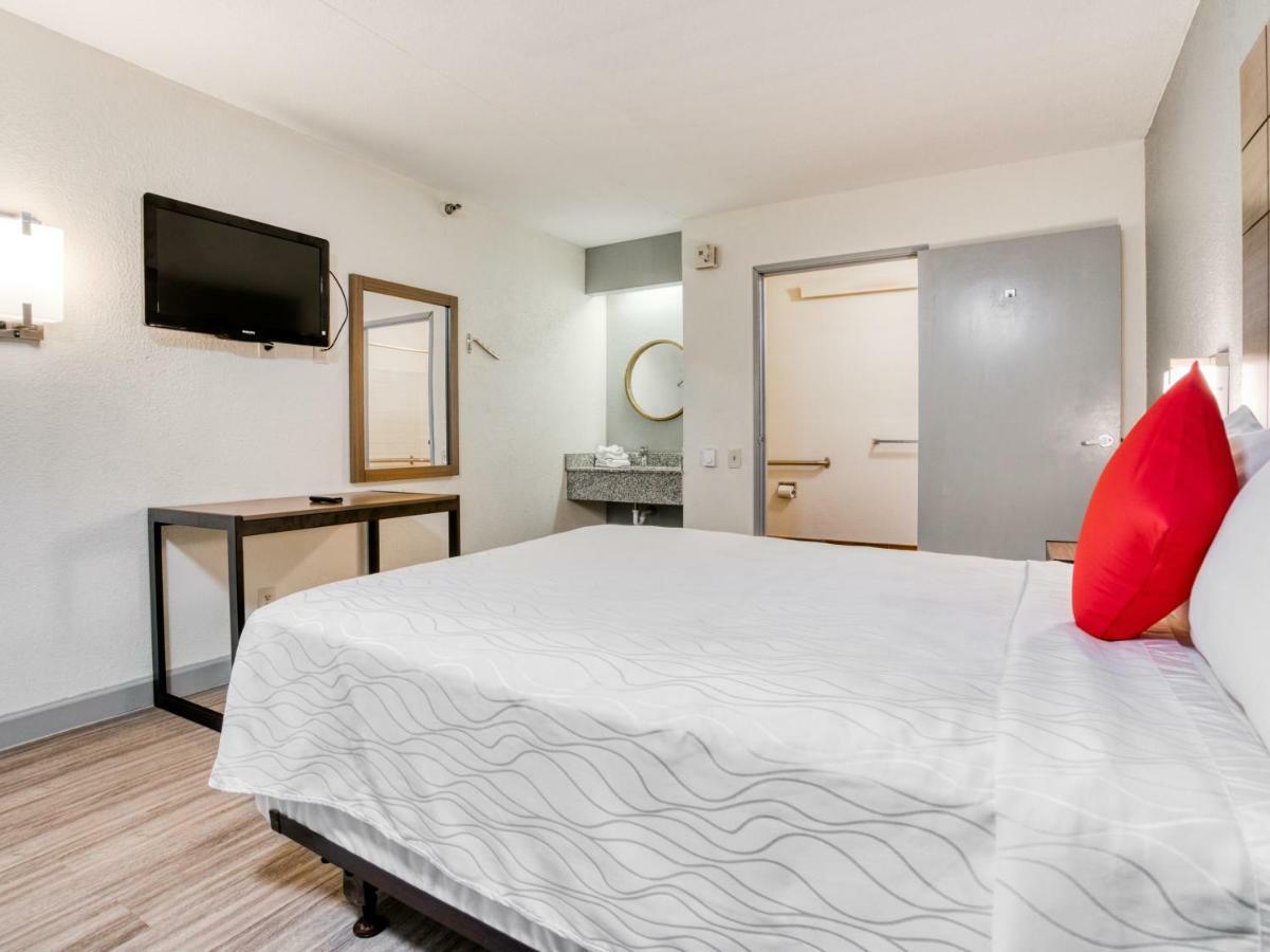Dallas Love Field Inn Экстерьер фото
