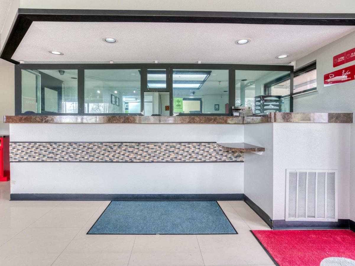 Dallas Love Field Inn Экстерьер фото